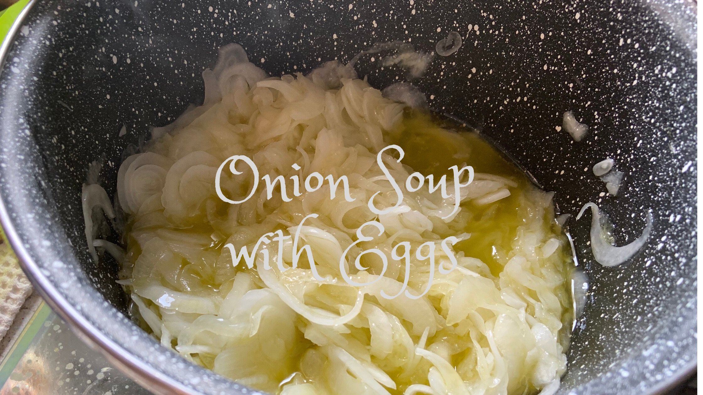 Onion Soup with Eggs-2