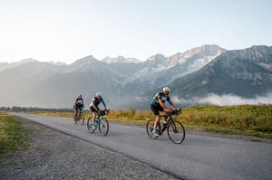 How Big Are Cycling Tours in Italy? Why Group Size Matters