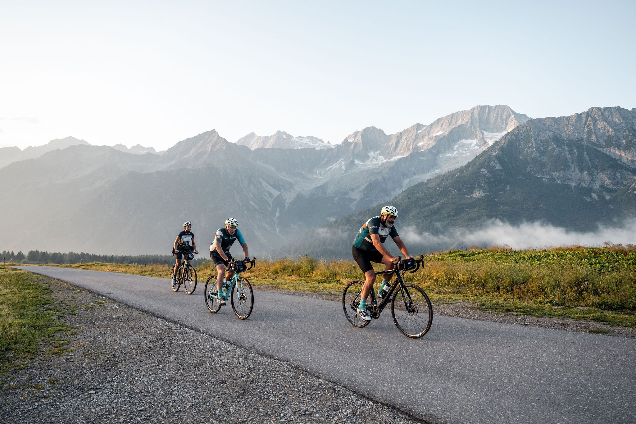 group size in cycling tours in italy